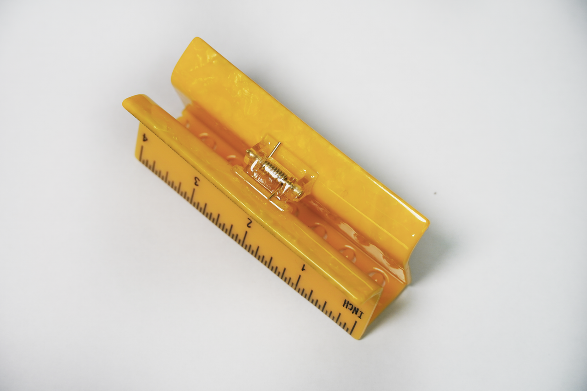 Ruler Hair Clip | CB